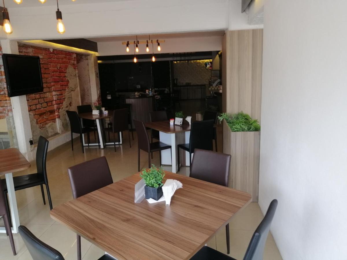 Hotel Campestre Inn León Zewnętrze zdjęcie