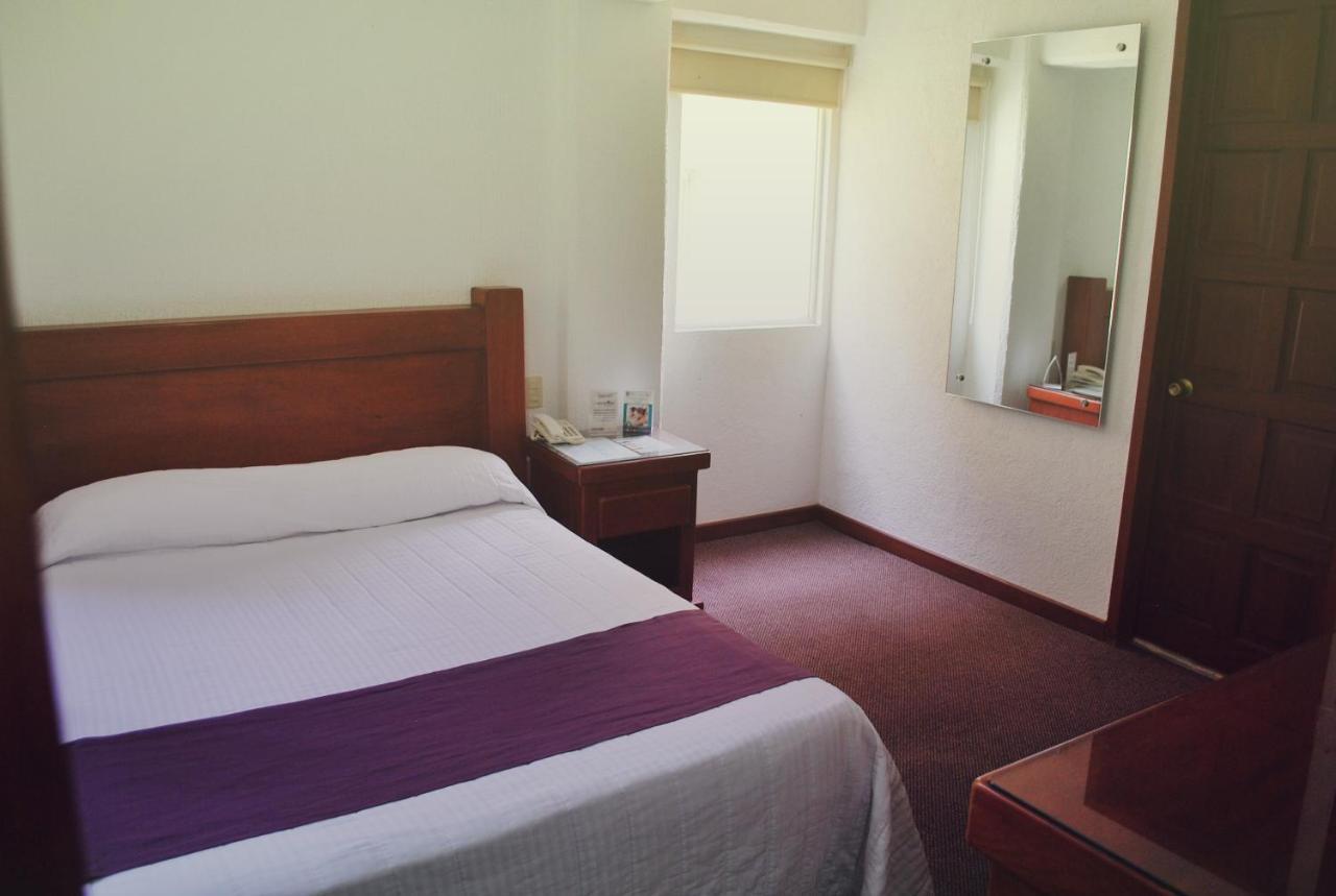Hotel Campestre Inn León Zewnętrze zdjęcie