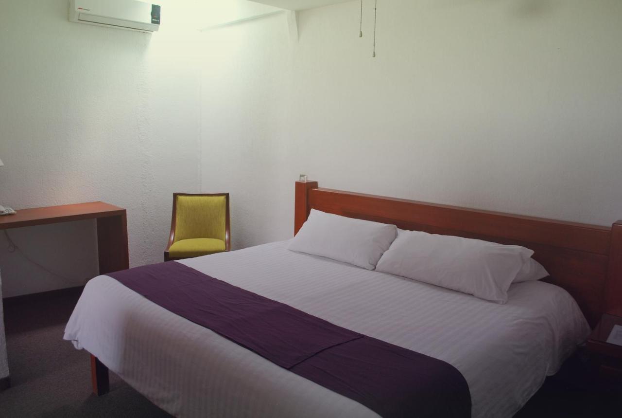 Hotel Campestre Inn León Zewnętrze zdjęcie
