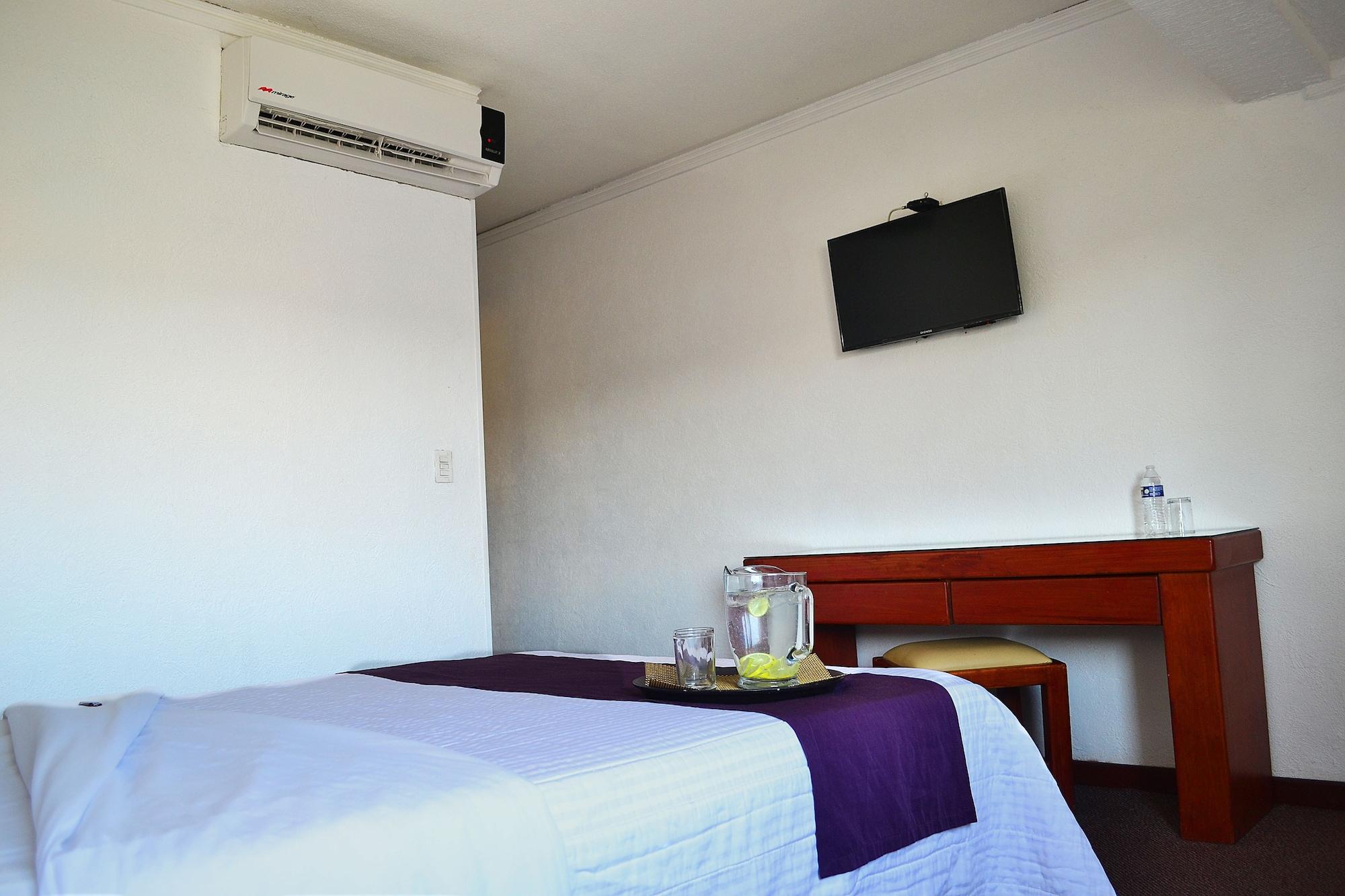 Hotel Campestre Inn León Zewnętrze zdjęcie