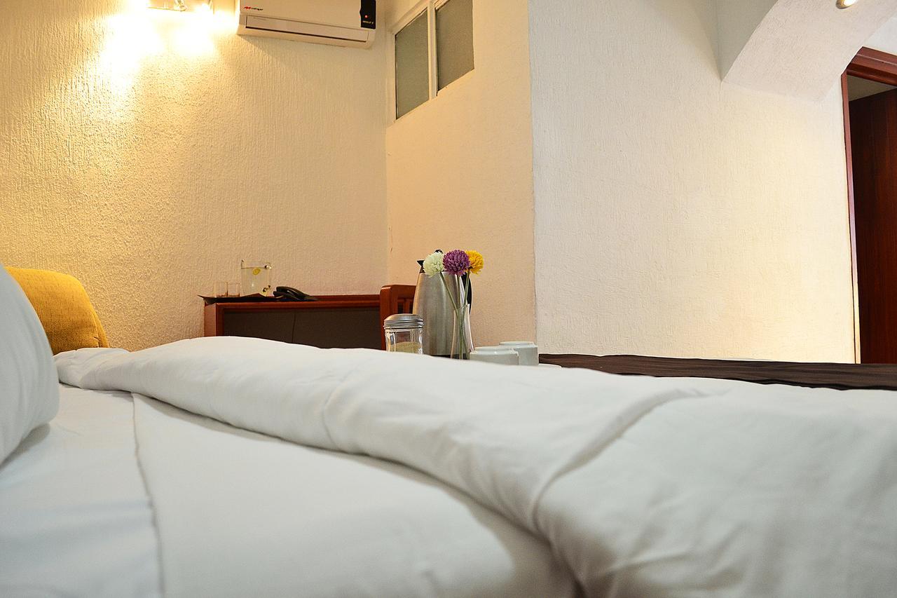 Hotel Campestre Inn León Zewnętrze zdjęcie